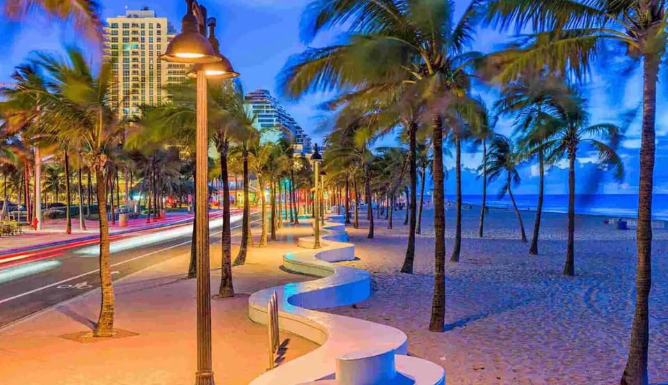 Fort Lauderdale Beach walkway