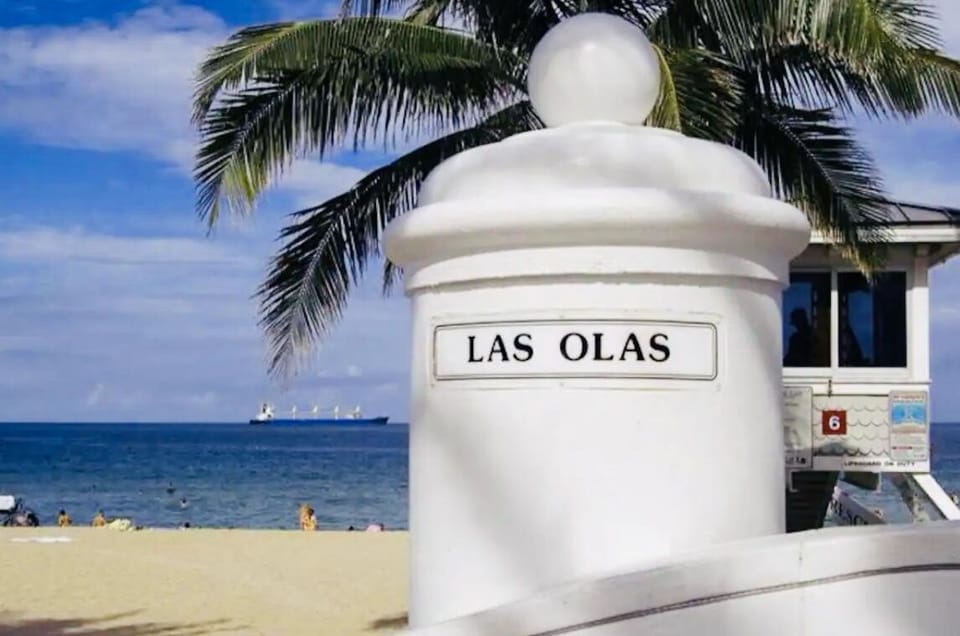 Las Olas beach marker