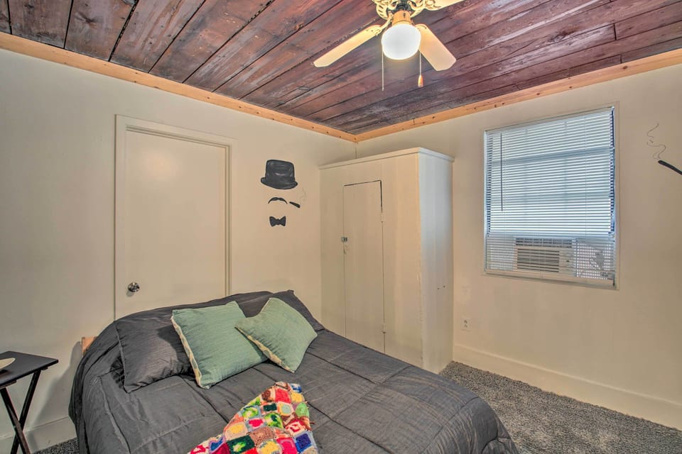 Bedroom 1 | Full Bed