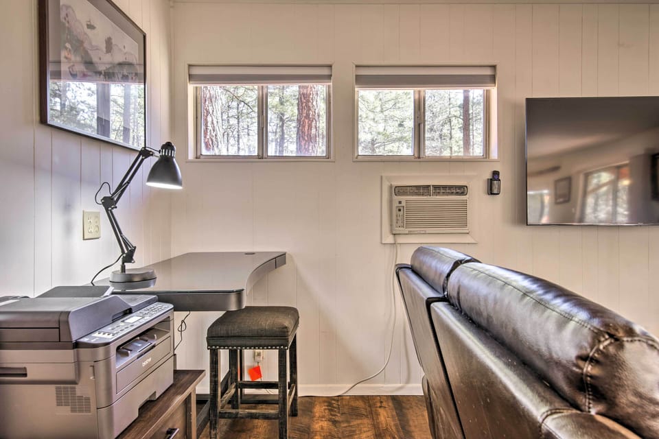 Living Room | Workstation