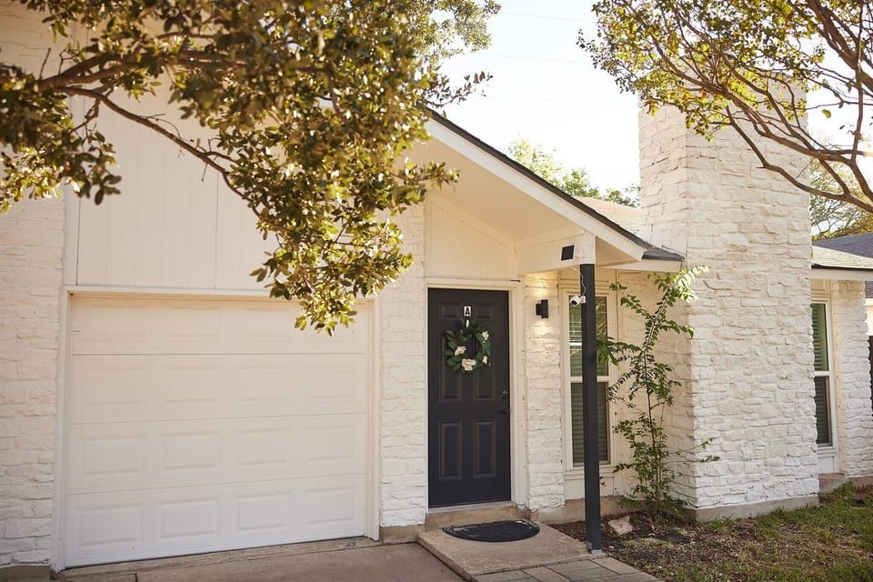 Step outside to enjoy Austin’s beautiful weather — a charming yard for pets or a quiet morning coffee in the fresh air.