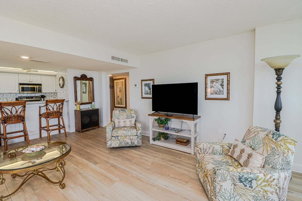 St. Augustine Beach Rentals Living Room