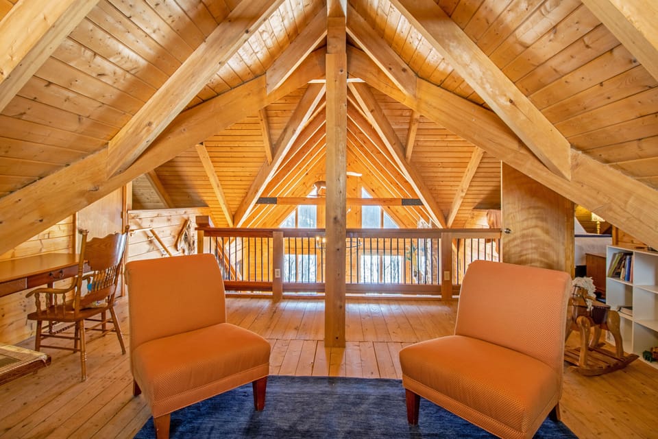 Making this an ideal home for gathering with family.