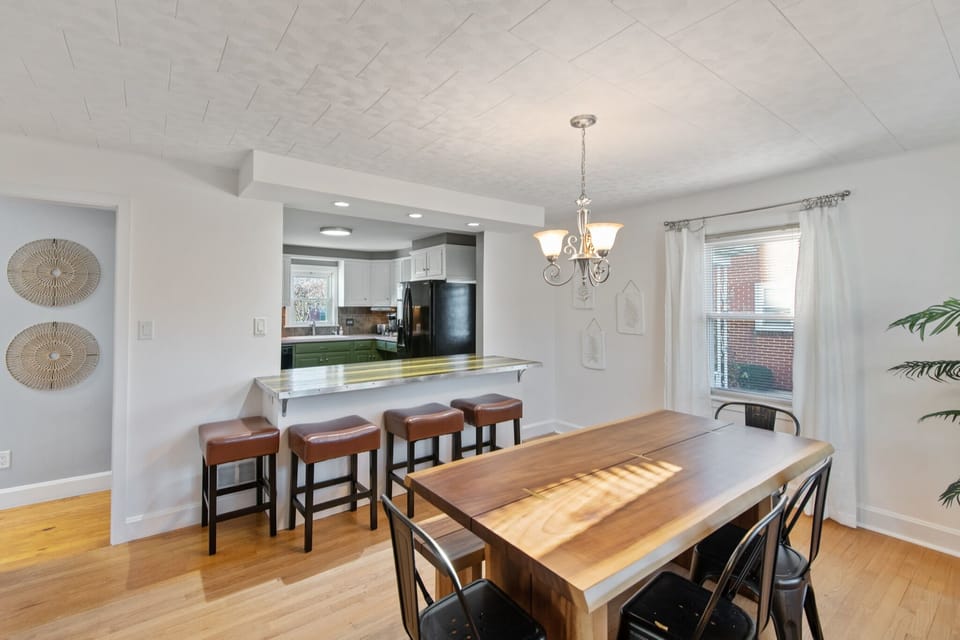House, 3 Bedrooms | Private kitchen | Fridge, oven, coffee/tea maker, toaster