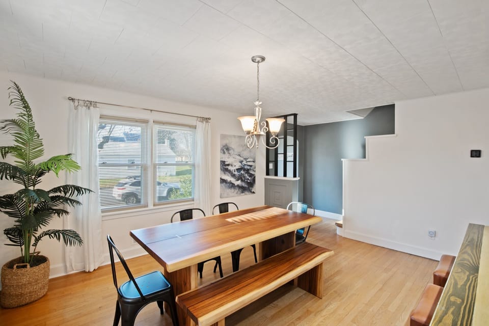 House, 3 Bedrooms | Dining