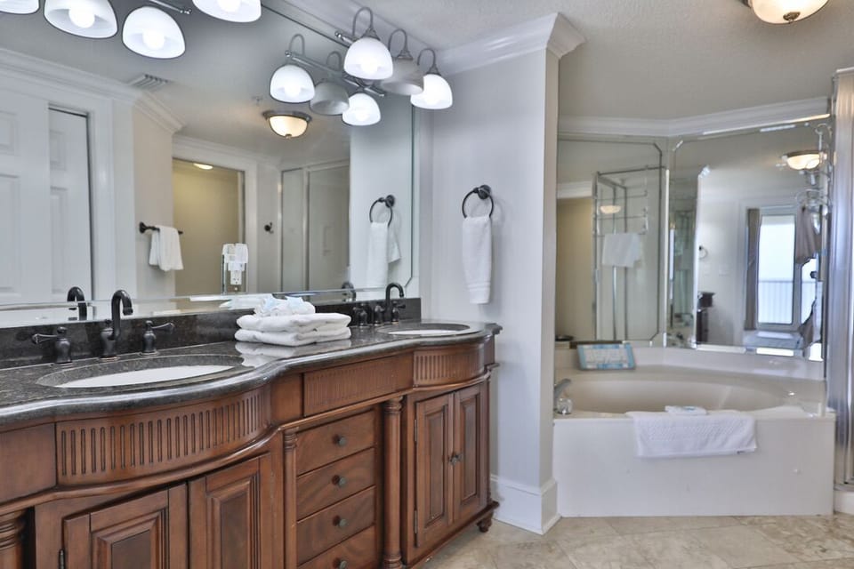 Master bathroom.