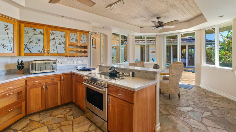 Kilohana at Poipu - Kitchen & Breakfast Nook - Parrish Kauai