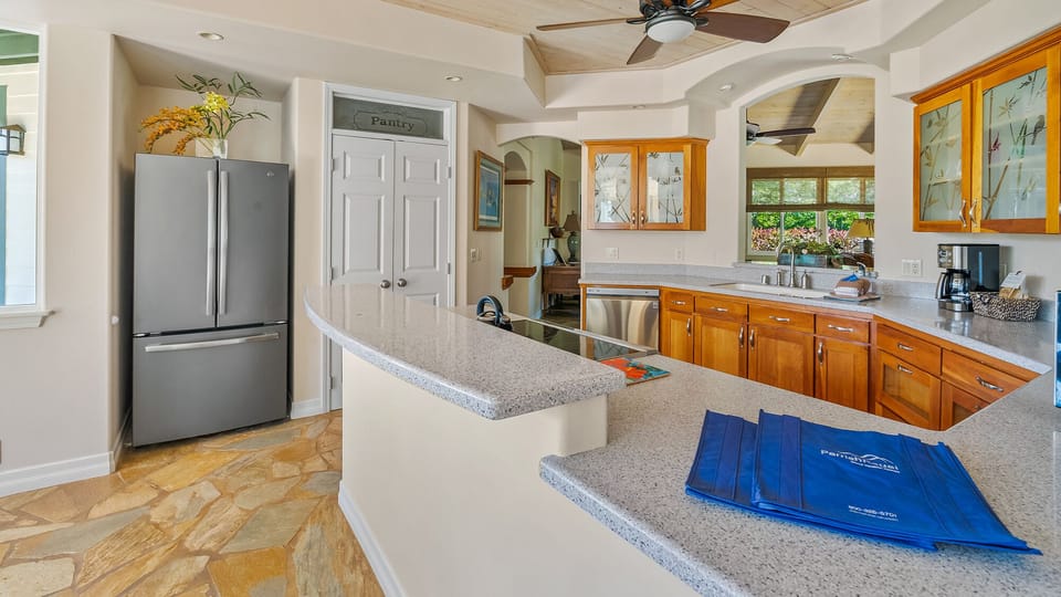 Kilohana at Poipu - Fully Equipped Kitchen & Pantry - Parrish Kauai