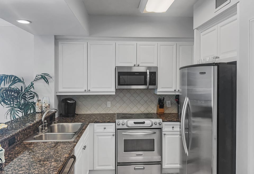 Azure #223 Kitchen