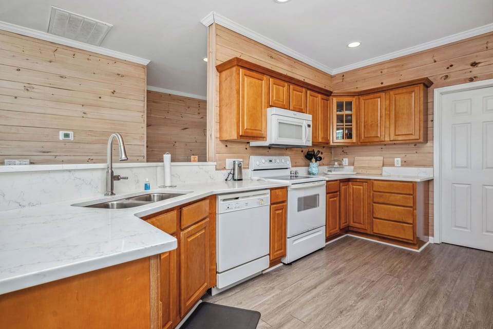 Kitchen - 2nd Level East