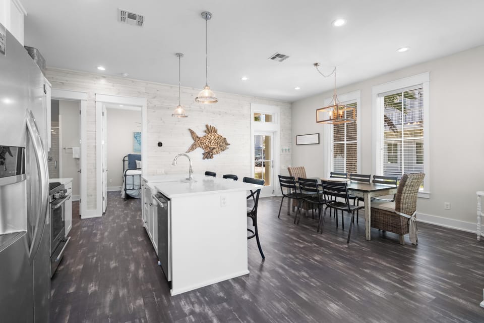 House (3 Bedrooms) | Interior