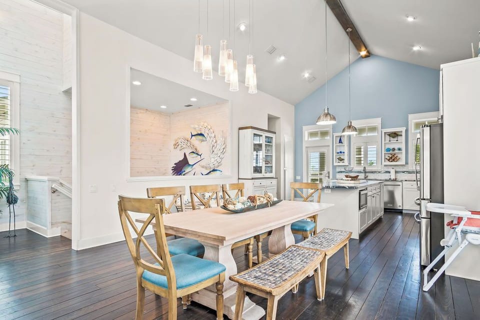 House (4 Bedrooms) | Interior
