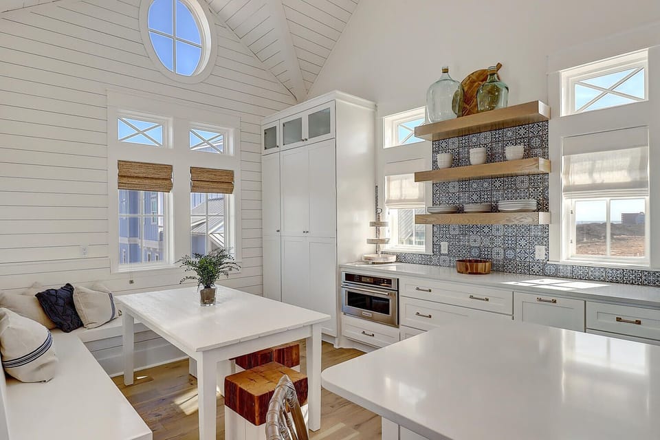 House (6 Bedrooms) | Interior