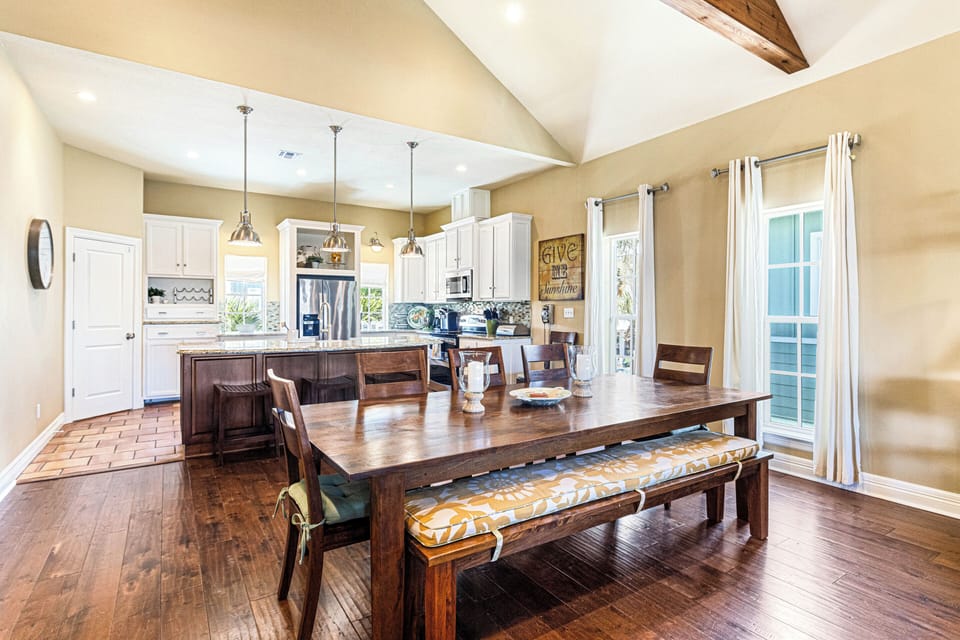 House (4 Bedrooms) | Interior