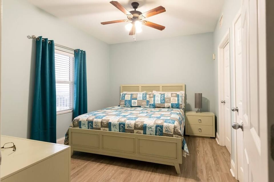 Bedroom (2)