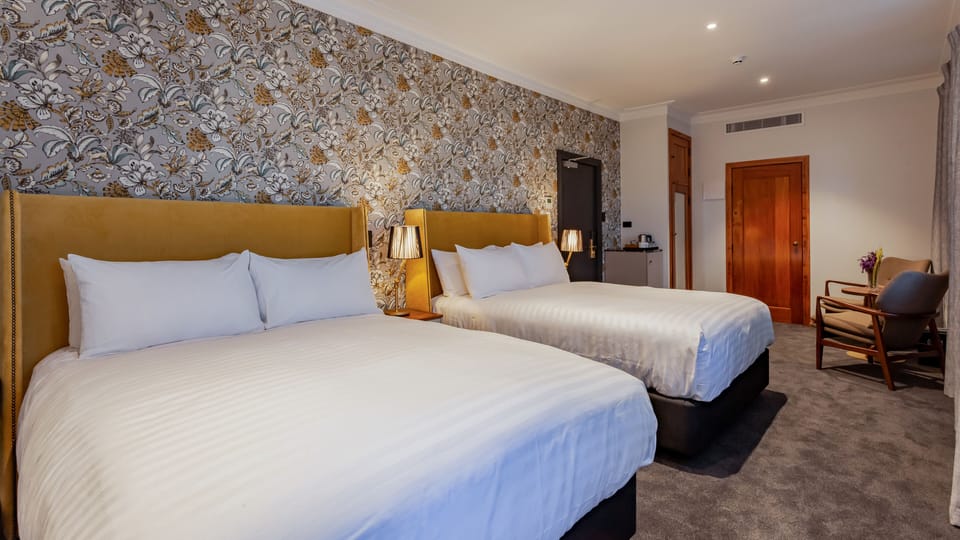 In-room safe, iron/ironing board, WiFi (free), bed sheets