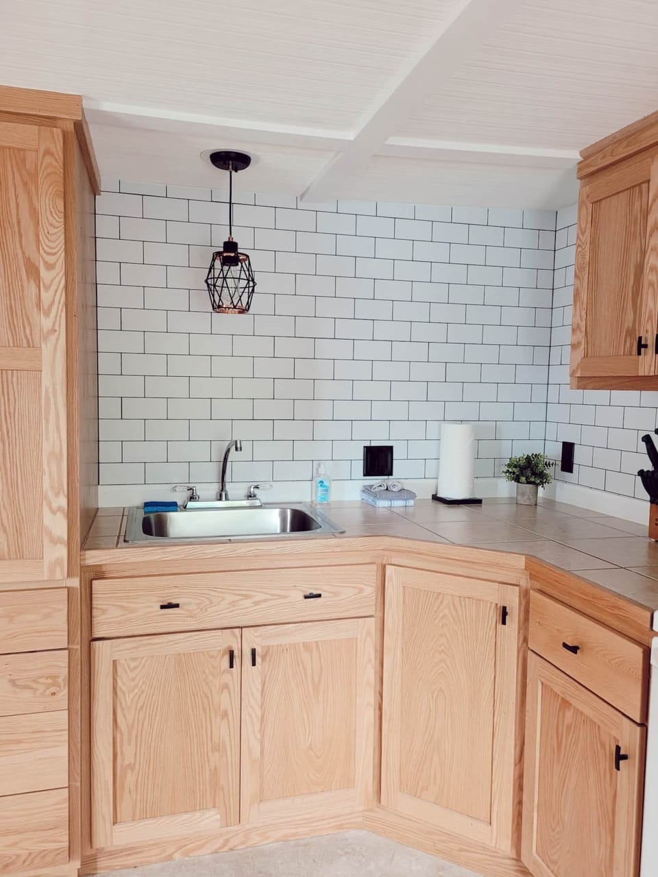 Cabin 2 | Kitchen (2)