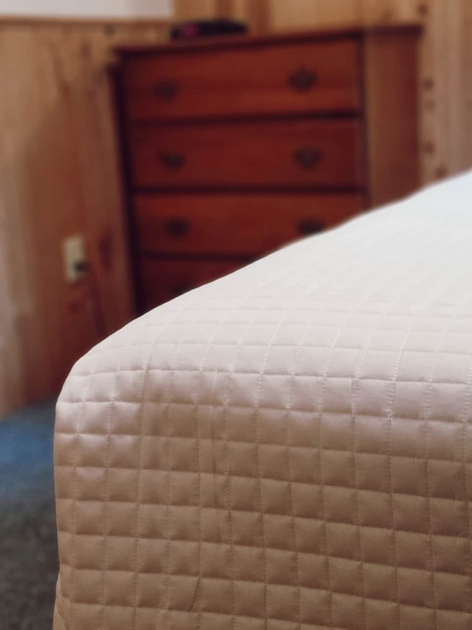 Cabin 8 | Bedroom Details