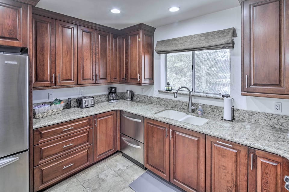 Kitchen | Electric Kettle | Toaster