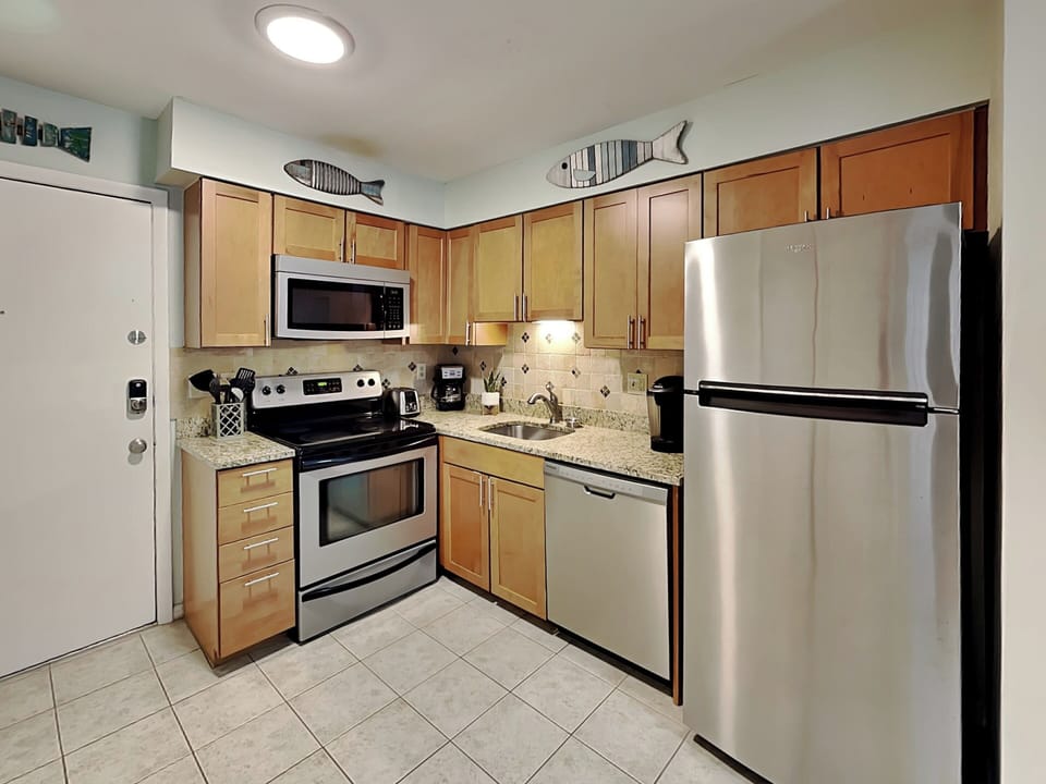Condo (2 Bedrooms) | Property amenity