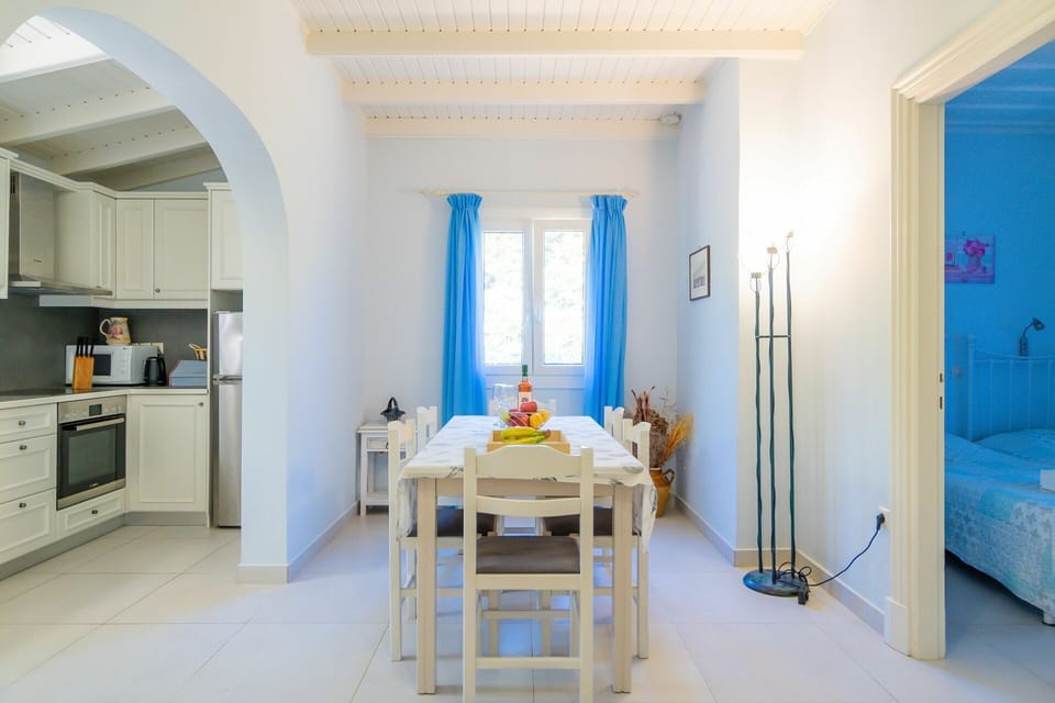 Dining Room, Kitchen