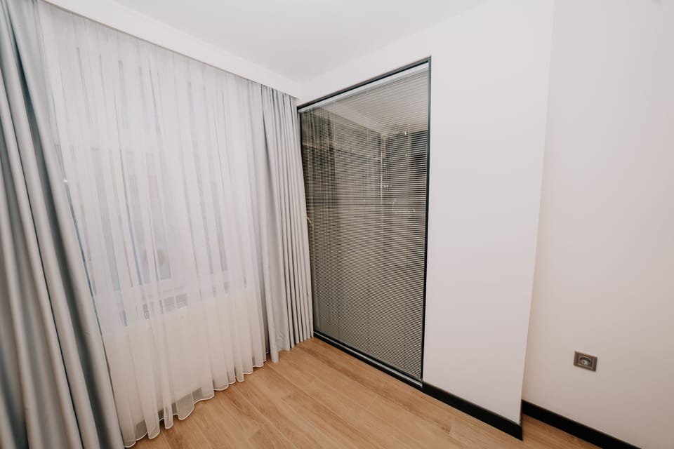 Junior Suite | In-room safe, soundproofing, iron/ironing board, free cribs/infant beds