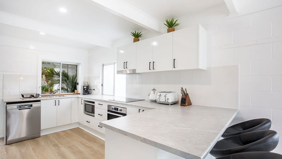 Fantastic chef's kitchen for preparing gourmet meals