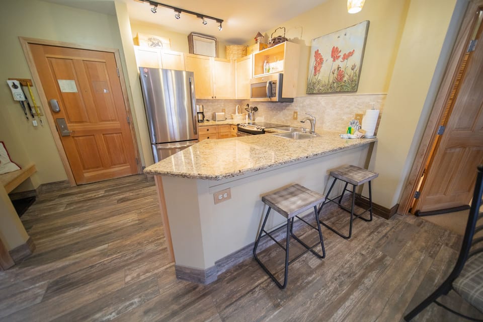 Breakfast bar for extra seating