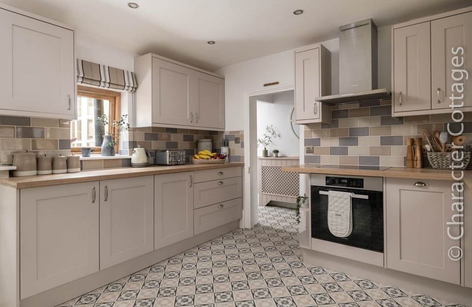 Cottage | Interior
