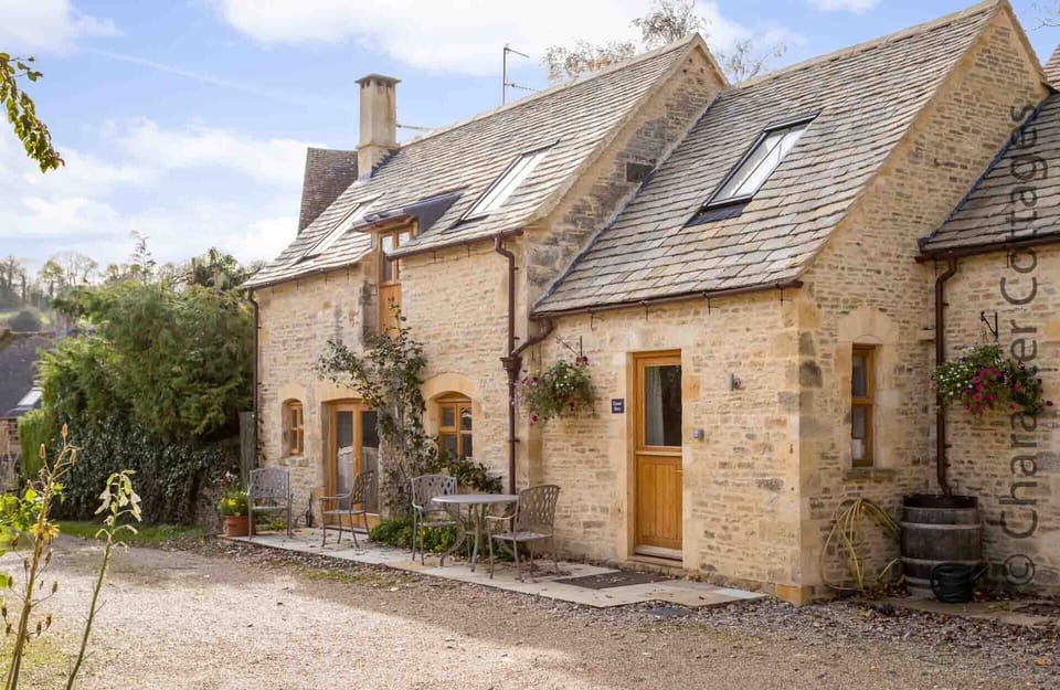 Cottage | Interior