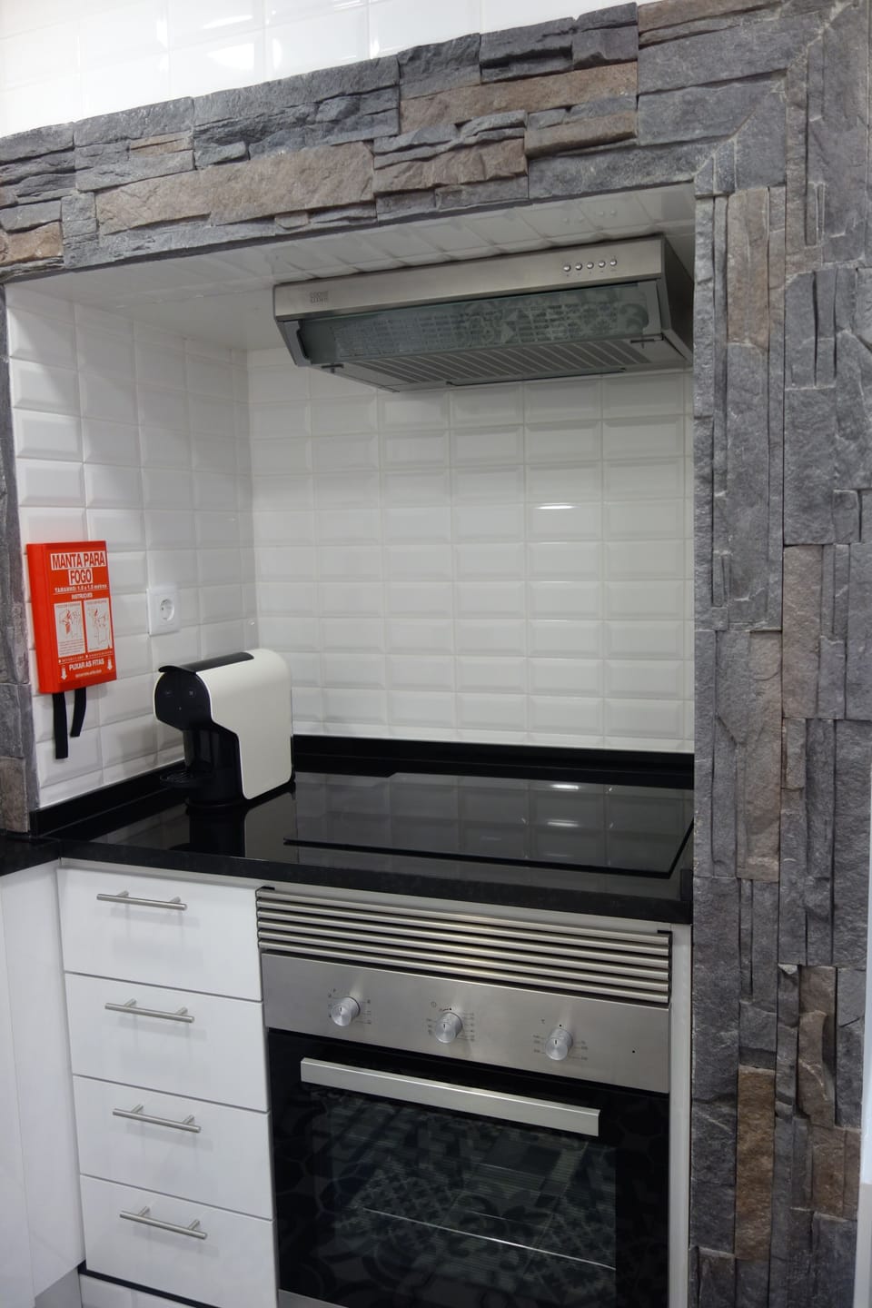 Apartment | Private kitchen | Oven, stovetop, dishwasher, toaster