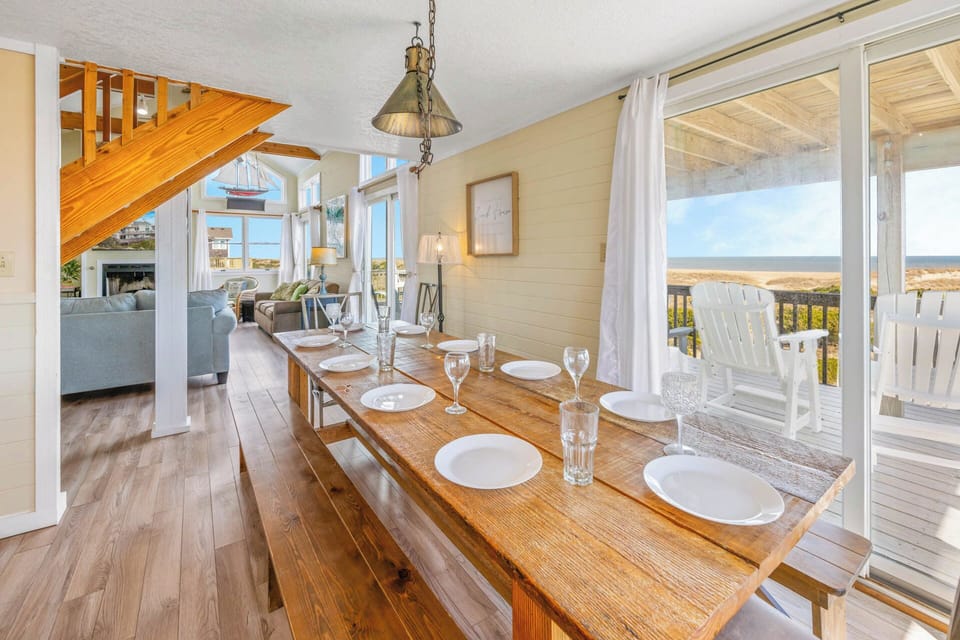Surf or Sound Realty - 991 - Second Wave - Dining Area -3