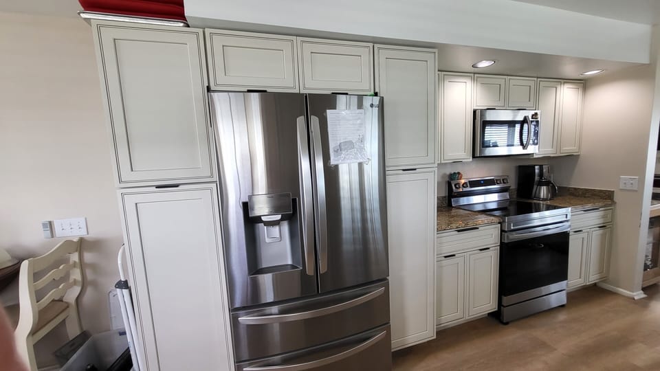 Kitchen, right side