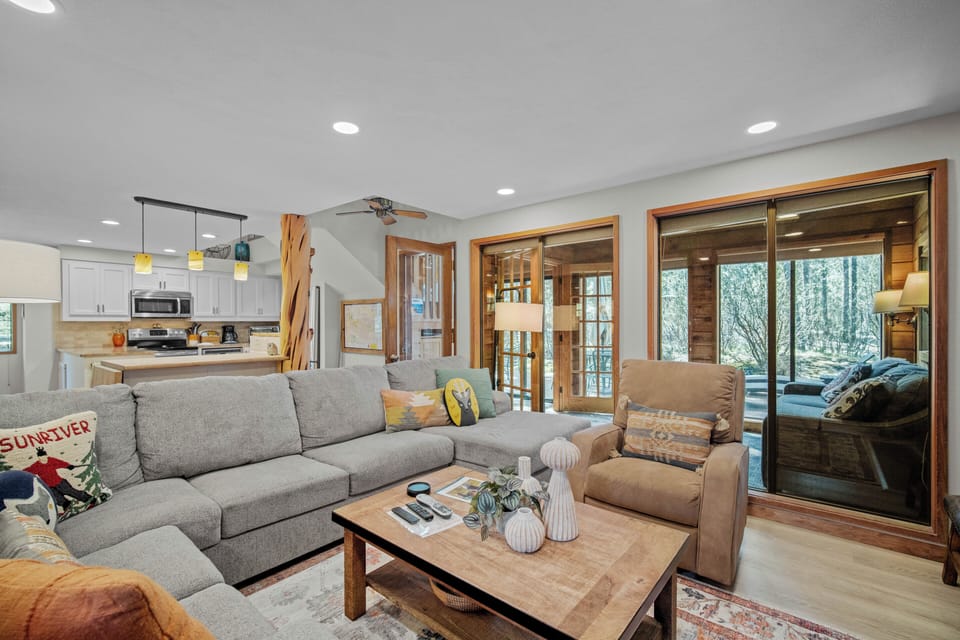 4 Fawn Lane-11
