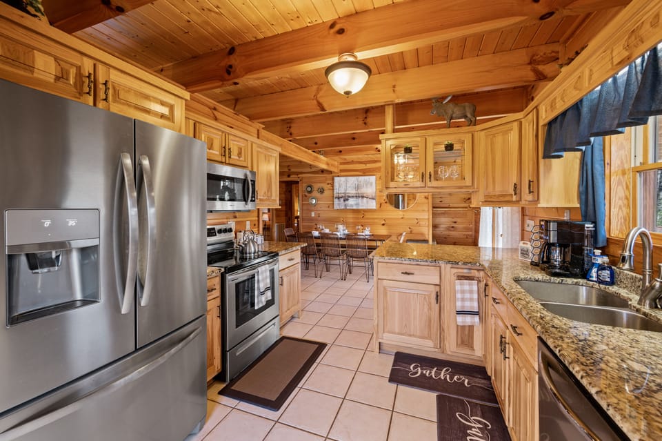 Fully stocked kitchen for your cooking and baking needs. 