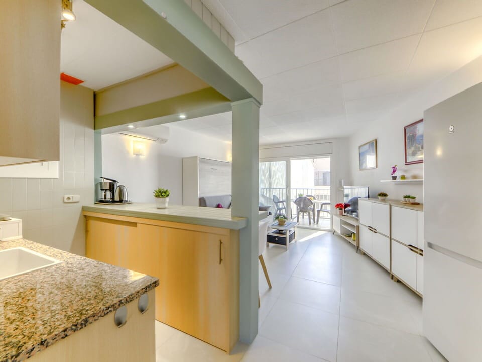 Cabinetry, Building, Countertop, Kitchen, Wood, Flooring, Floor, Interior Design, House