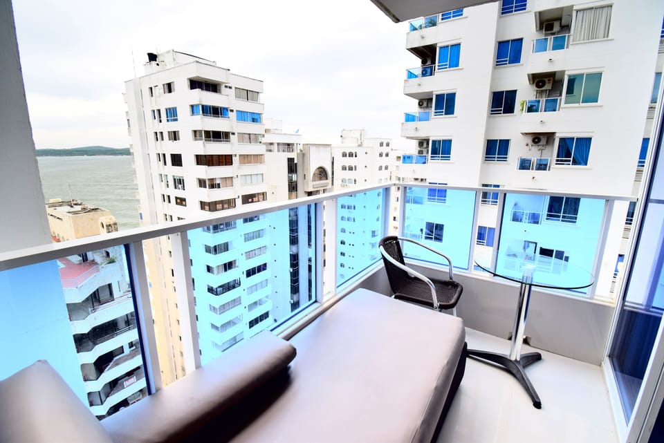 Family Apartment | Balcony