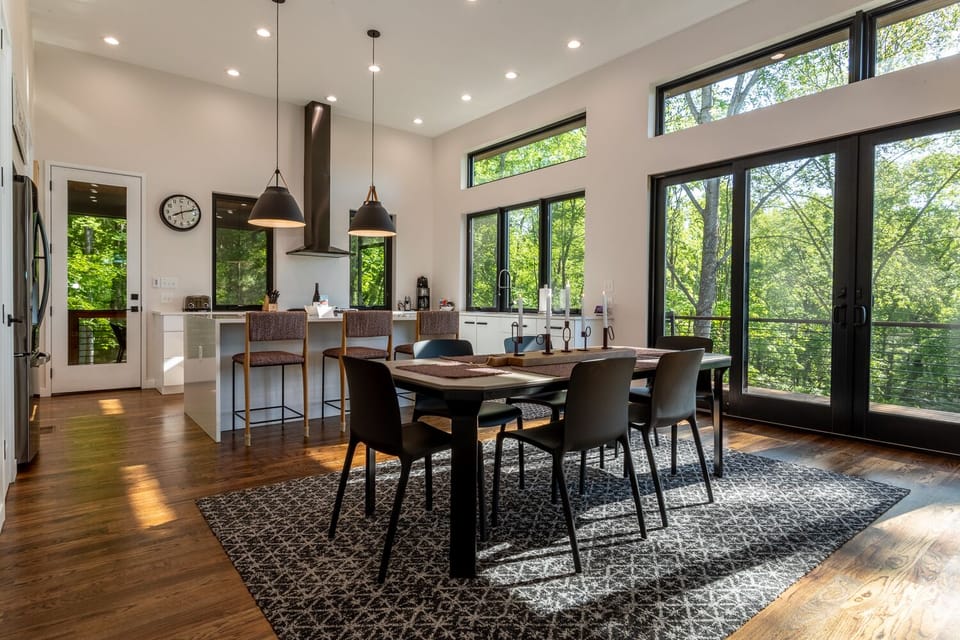 Dining Area | Seats 6