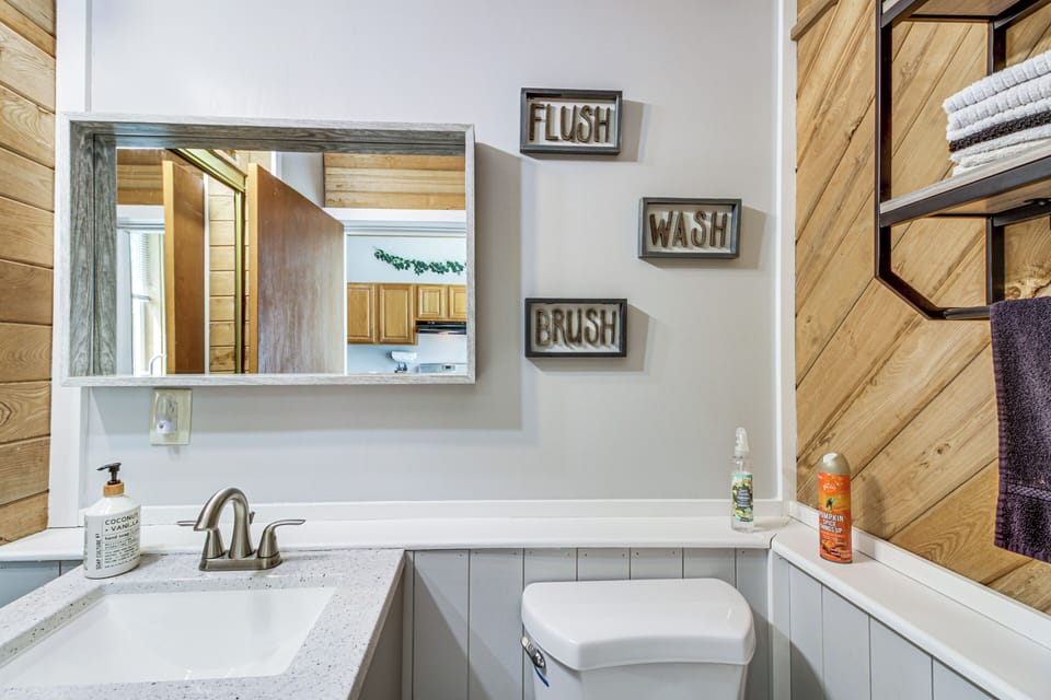 Half Bathroom | Complimentary Toiletries
