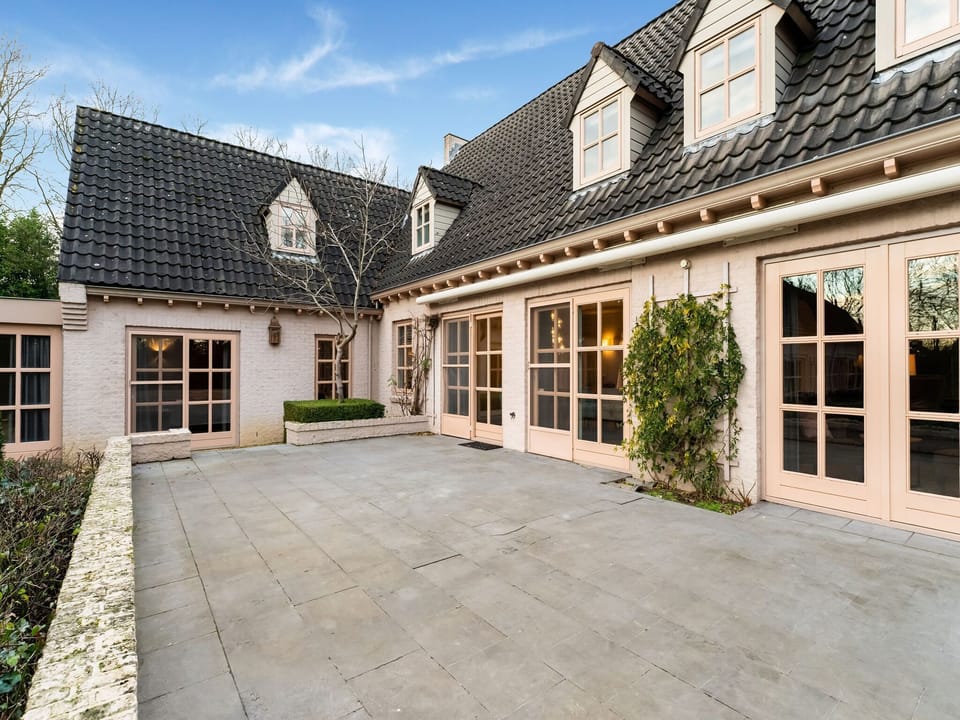 Holiday Home Exterior [summer]