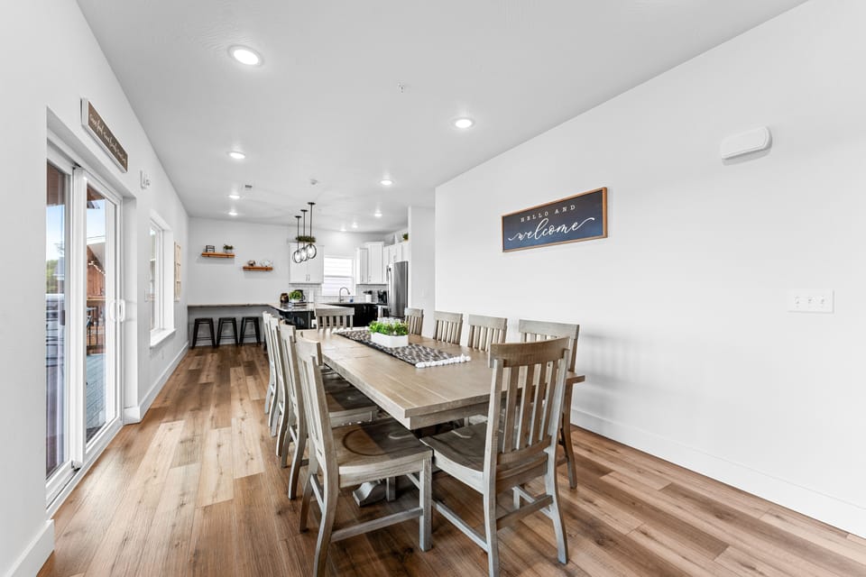 House, Multiple Bedrooms | Dining