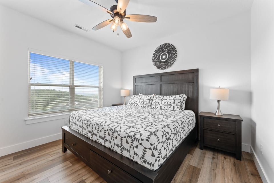 Summer Breeze 9 Bedroom Home by RedAwning House in Branson