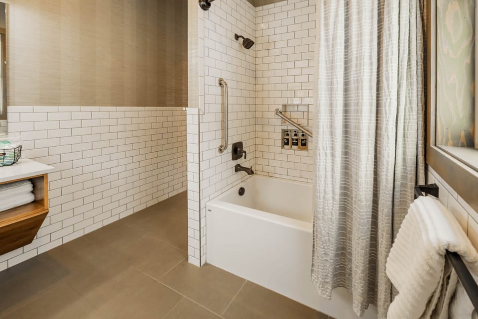 Cabin 1 | Top Level | Master King Suite 2 Bathroom