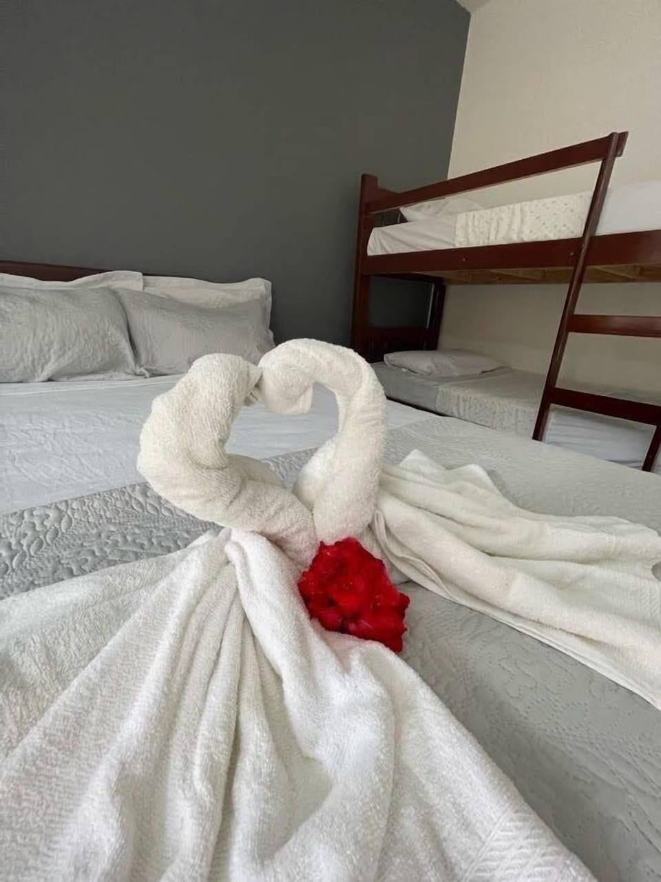 Traditional Quadruple Room | Individually decorated, bed sheets