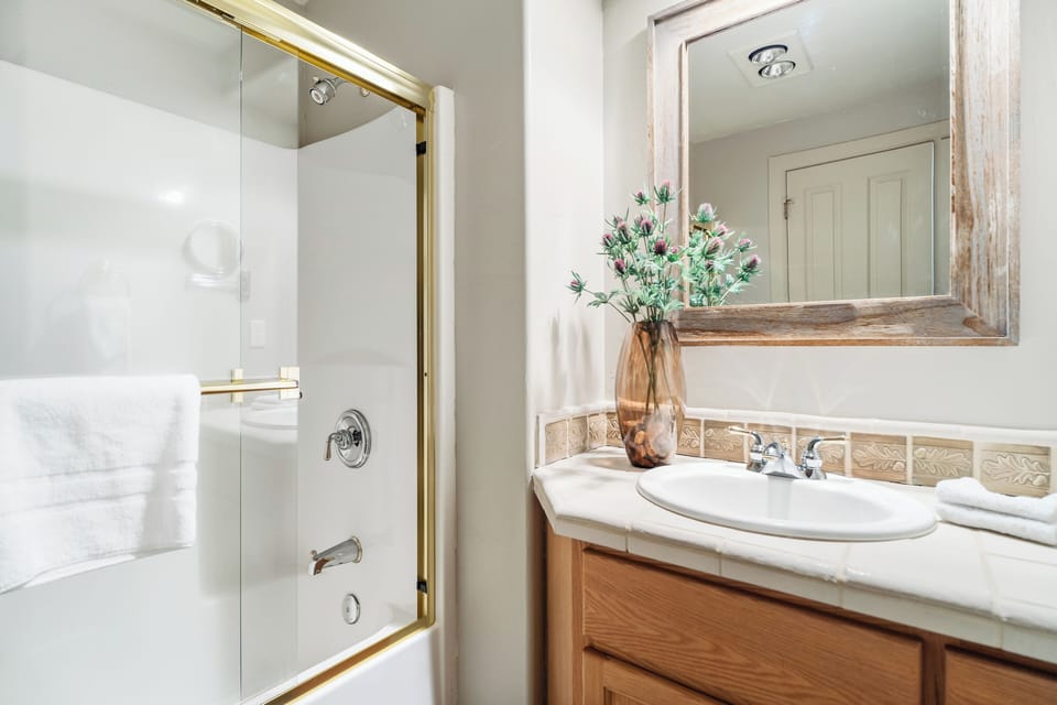 21-Bathroom