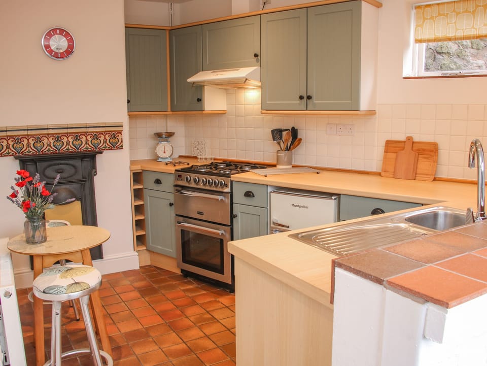 Cottage | Interior