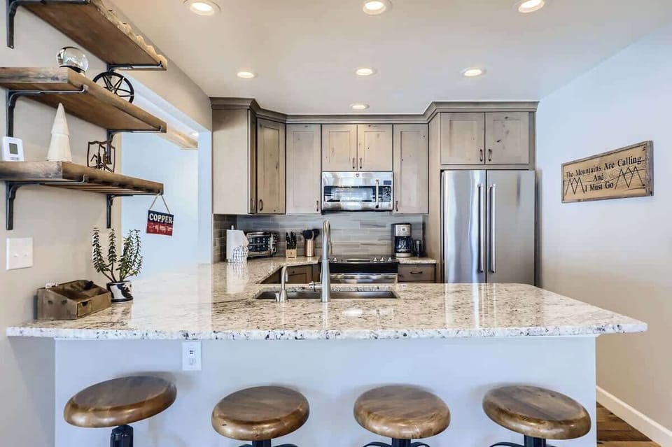 Fully Stocked  and Updated Kitchen