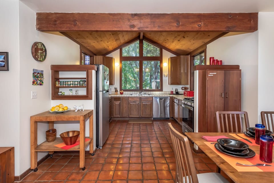 Kitchen including dining nook