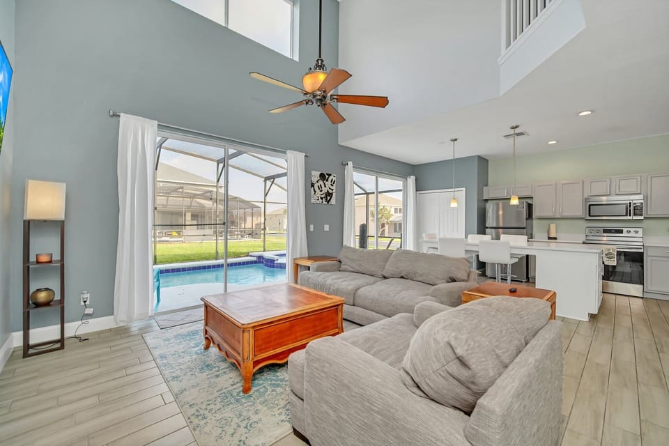 Eat in kitchen that enjoys views of the pool and the family room 