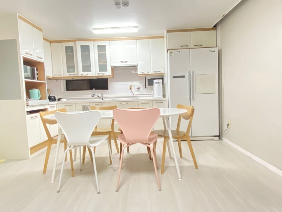 Luxury Apartment | Living area